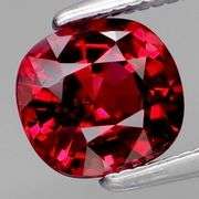 Simply lovely 1.45ct violet pink Rhodolite Garnet