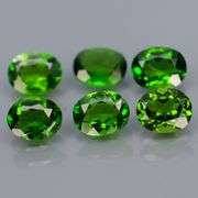Top forest green 2.26ct Chrome Diopside set