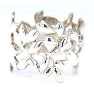 Tiffany & Co Olive ring in sterling silver