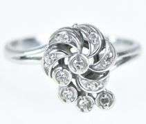 14K White Gold Diamond Swirl Vintage Cluster Spiral Ring