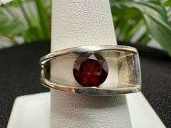 Sterling Silver Natural Garnet Gemstone Ring Size 8