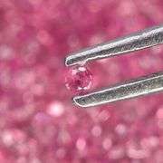 High grade 3.01ct pink Sapphire set