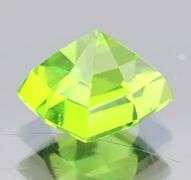 Glittering 2.84ct apple green untreated Peridot