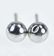 14K White Gold 4.0mm Round Ball Classic Vintage Stud Earrings