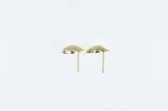 14K Yellow Gold Conch Sea Shell Ocean Beach Motif Stud Earrings