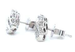 18kt White gold baguette and RBC diamond earrings