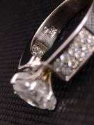 OVAL EXCELLENCE IN 14K WHITE GOLD