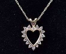 Beautiful 14K Yellow Gold Diamond Heart Pendant Necklace