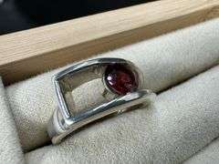 Sterling Silver Natural Garnet Gemstone Ring Size 8