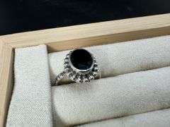 Sterling Silver Natural Black Onyx Gemstone Ring Size 6