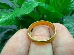 10k Yellow Solid Gold 5mm Comfort Fit Domed Plain Men's Women's Wedding Band Size 10