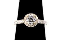 10k Yellow Gold Round Solitaire Halo Wedding Engagement Ring Size 7
