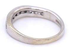 14kt White gold diamond band