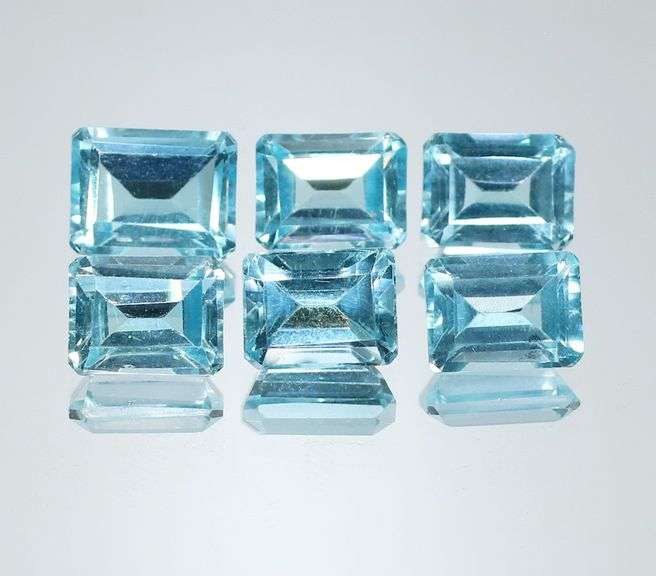 Simply ravishing 14.32ct baby blue Topaz set