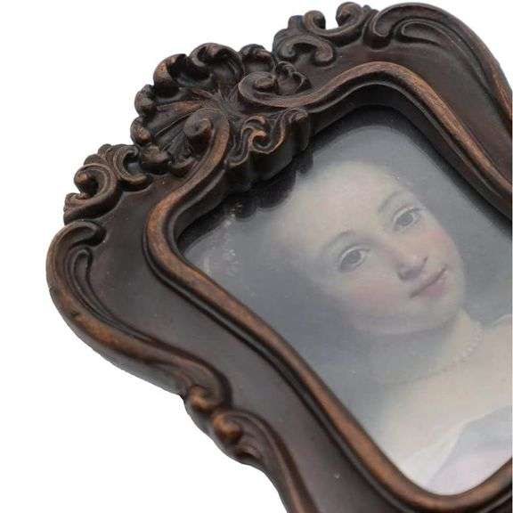 Small Ornate Vintage 2.5x3.5 Picture Frame