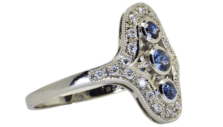 Platinum (950) - Natural: 0.16 Diamond & 0.27 Sapphire, Ring - Size 7, 3.89g