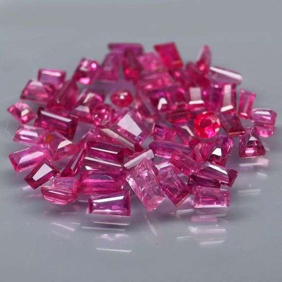 Premium 3.93ct 60 piece mixed cut Ruby set