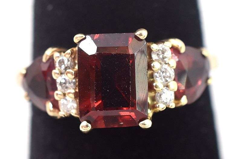 Wonderful 14K Yellow Gold Multi-Gemstone Ring