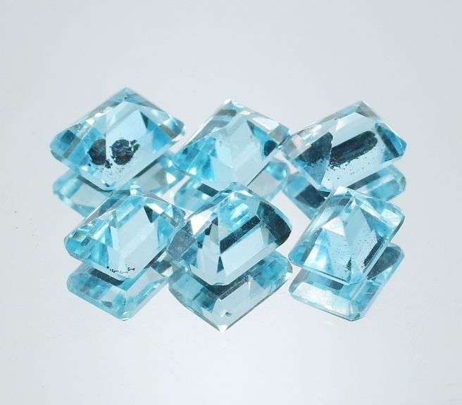 Simply ravishing 14.32ct baby blue Topaz set