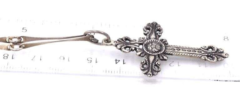Vintage 925 sterling silver Signed cross pendant on chain necklace