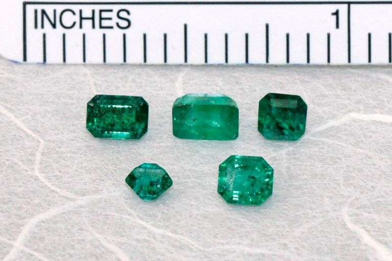Fine Emerald Lot of 5