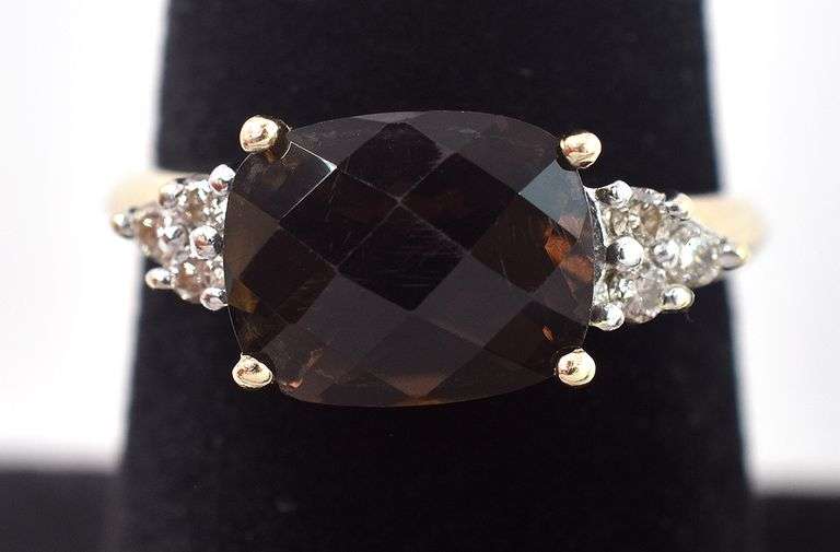 Wonderful 14K Yellow Gold Smokey Quartz and Diamond Ring