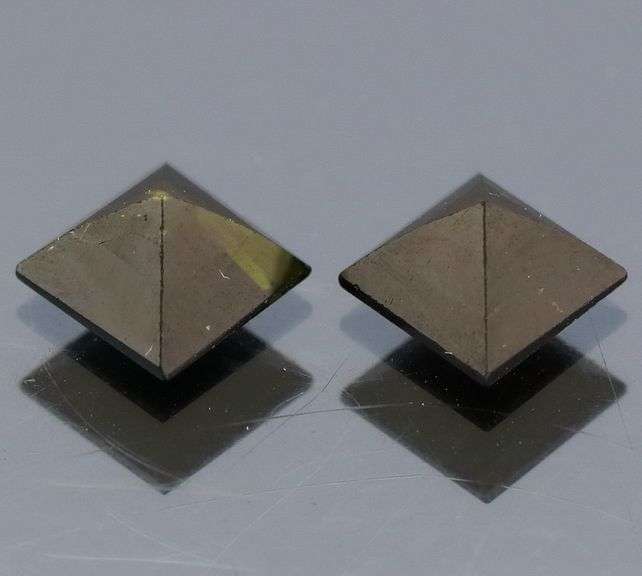 Very nice 2.12ct olive green Tourmaline pair
