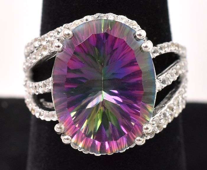 Marvelous 7.70CTS Mystic Quartz &. 0.83CTW White Topaz Ring in Sterling Silver