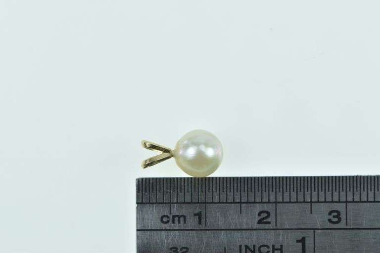 14K Yellow Gold 6.9mm Pearl Vintage Classic Statement Pendant