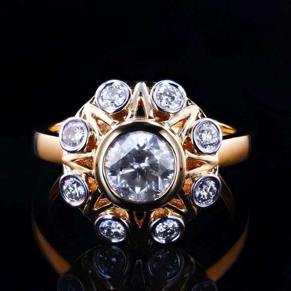 18K YELLOW AND WHITE GOLD DIAMOND RING 7.00 C.T.W.