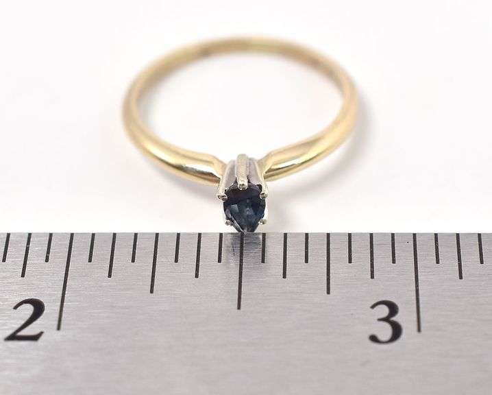 Desirable 14K Yellow Gold Blue Sapphire Gemstone Ring