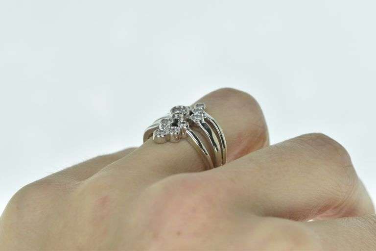 14K White Gold 0.50 Ctw Round Diamond Layered Geometric Ring