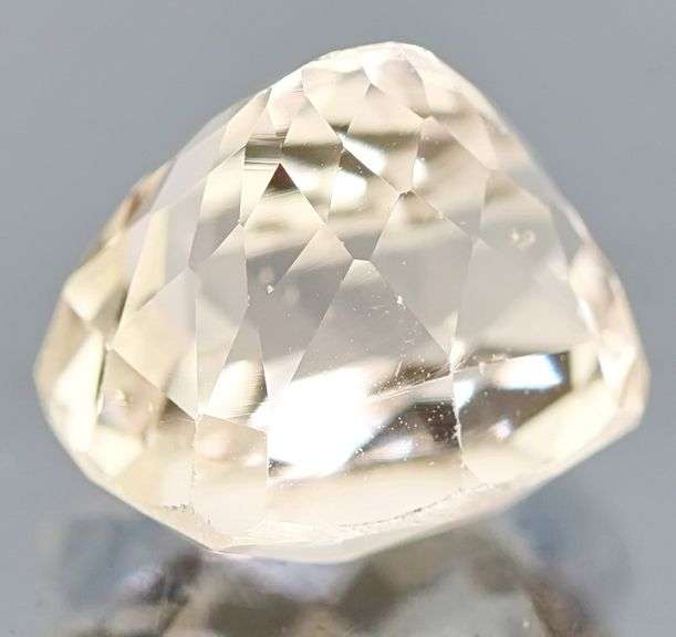 Superb 5.81ct high fire whisper pink Kunzite