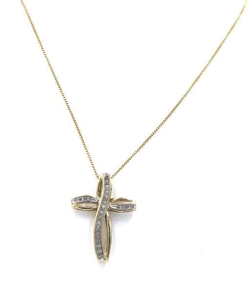 925 Sterling silver cubic zirconia cross pendant on Italian box chain necklace