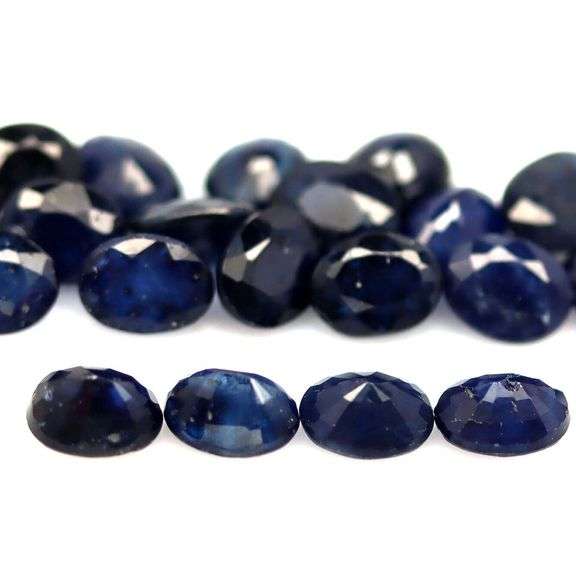 Heated! 9.48ct Royal blue Sapphire set from Madagascar