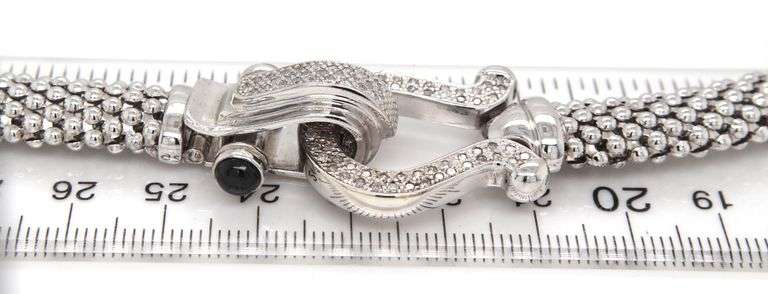 Set of diamond horseshoe clasp mesh necklace and bracelet