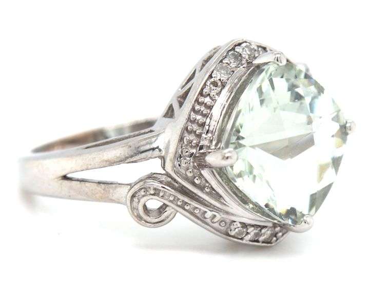 14kt White gold Cushion cut Prasolite and diamond ring