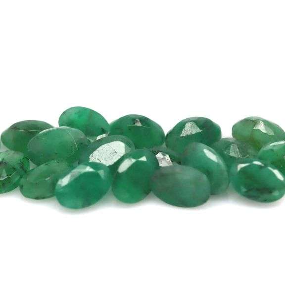 Oval cut 9ct Zambian Emerald set