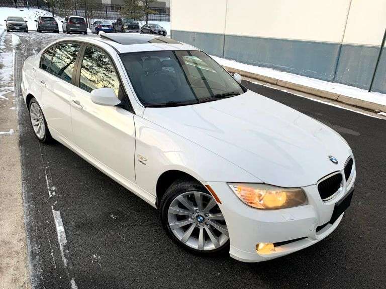 2010 BMW 3 Series 4dr Sdn 328i xDrive AWD