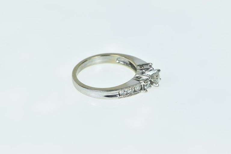 14K White Gold 0.50 Ctw Three Stone Diamond Engagement Ring