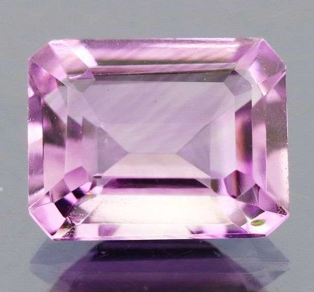 Glorious 2.80ct emerald cut Amethyst