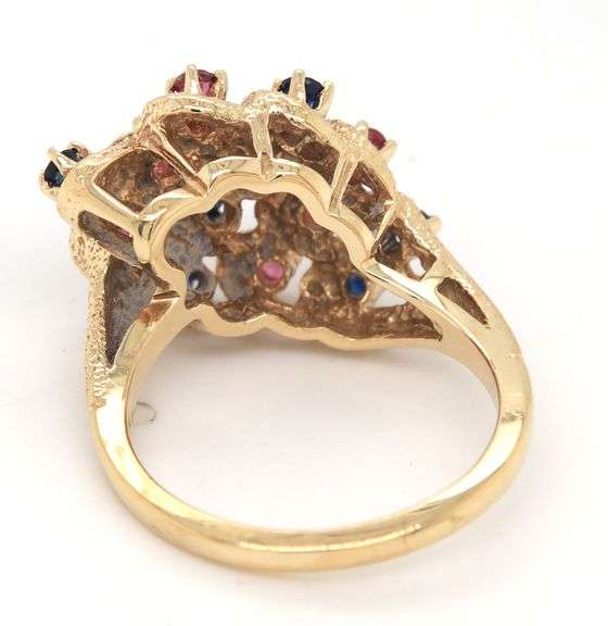14kt Yellow gold Ruby and sapphire cluster ring