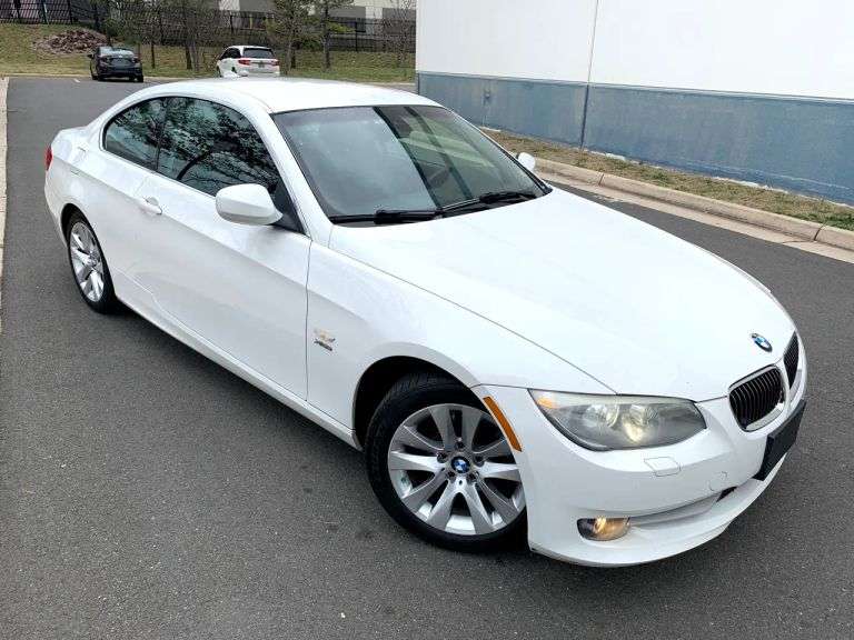 2011 BMW 3 Series 2dr Cpe 328i xDrive AWD SULEV
