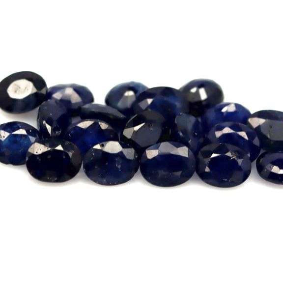 Heated! 9.48ct Royal blue Sapphire set from Madagascar