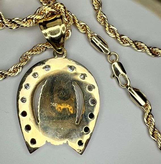 Amazing Virgin Guadelupe Mother Mary Fine Detailed 14 Kt Gold Plated Pendant