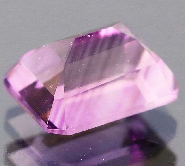 Charming 2.52ct violet Amethyst