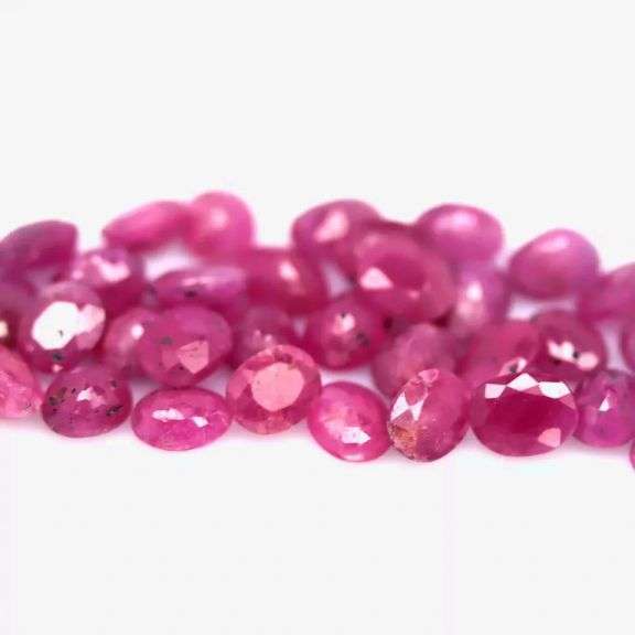 Vivid 14.45ct reddish pink Ruby set from Madagascar