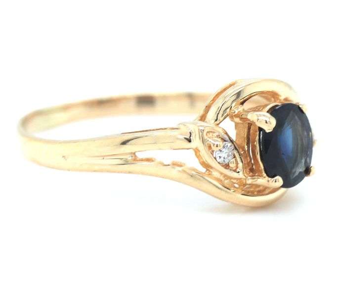 14kt Yellow gold blue sapphire and diamond accent ring