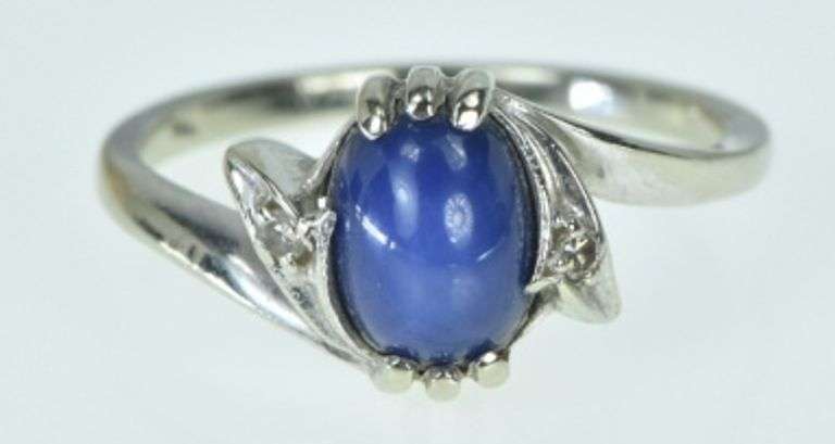14K White Gold 1960's Syn. Sapphire Diamond Accent Ring