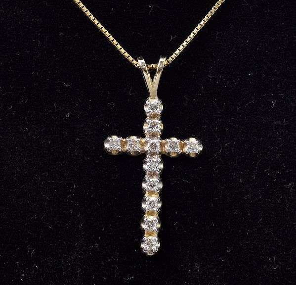 Simply-Beautiful 14K Yellow Gold Diamond Cross Pendant Necklace